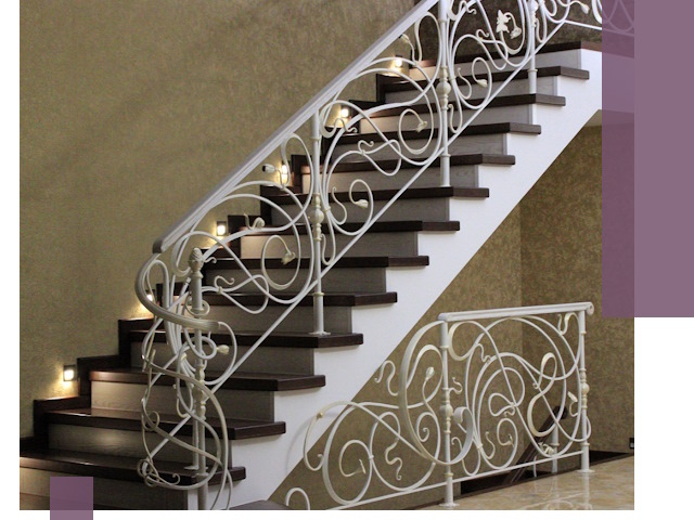 Кованые лестницы под ключ в Каменске-Уральском — изготовление и монтаж