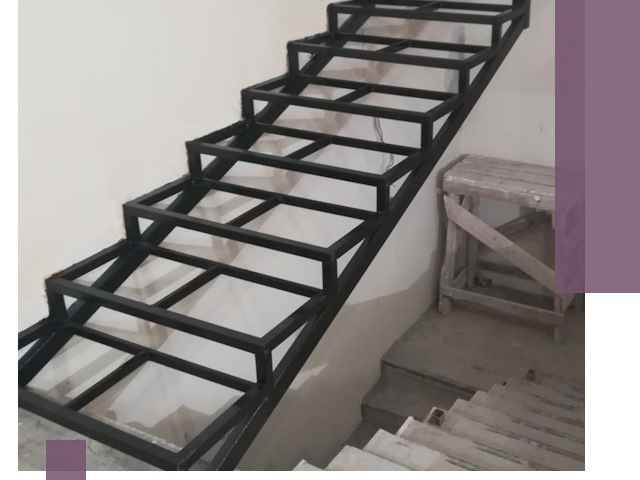 Демонтаж лестниц на металлокаркасе в Каменске-Уральском: быстрый вывоз и разбор