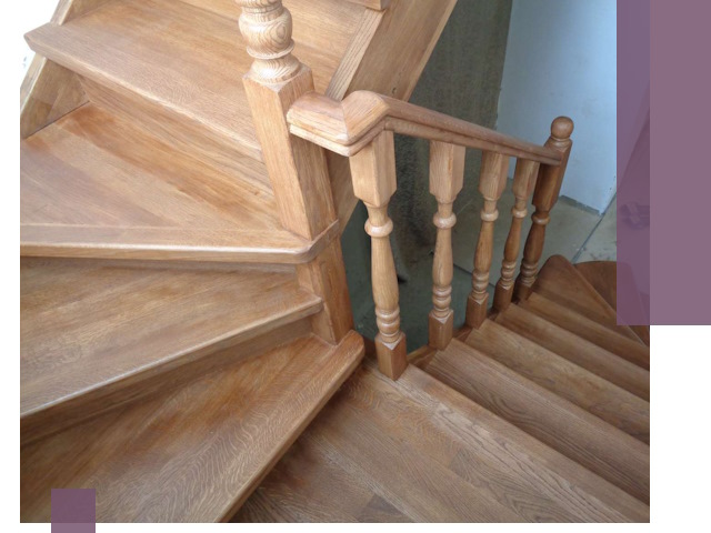 Дубовые лестницы под ключ в Каменске-Уральском: изготовление и монтаж