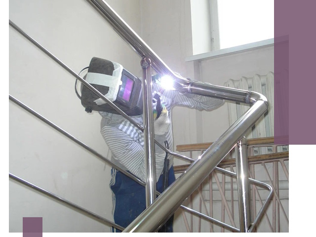 Монтаж перил и ограждений качественно в Каменске-Уральском