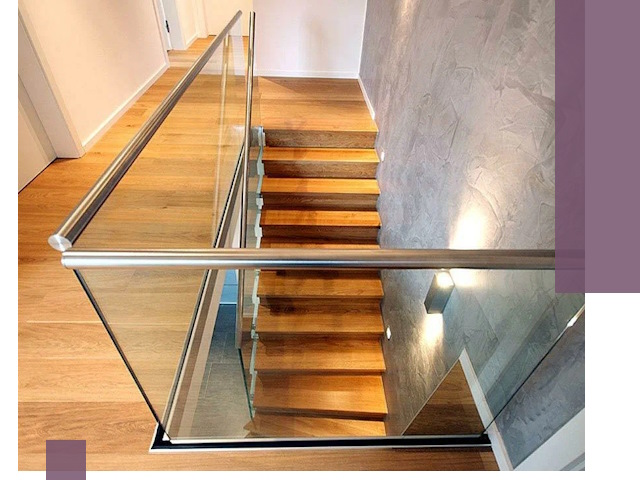 Перила для лестницы в доме — изготовление и монтаж в Каменске-Уральском