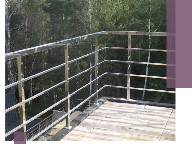 Парапеты из нержавеющей стали в Каменске-Уральском — изготовление и монтаж